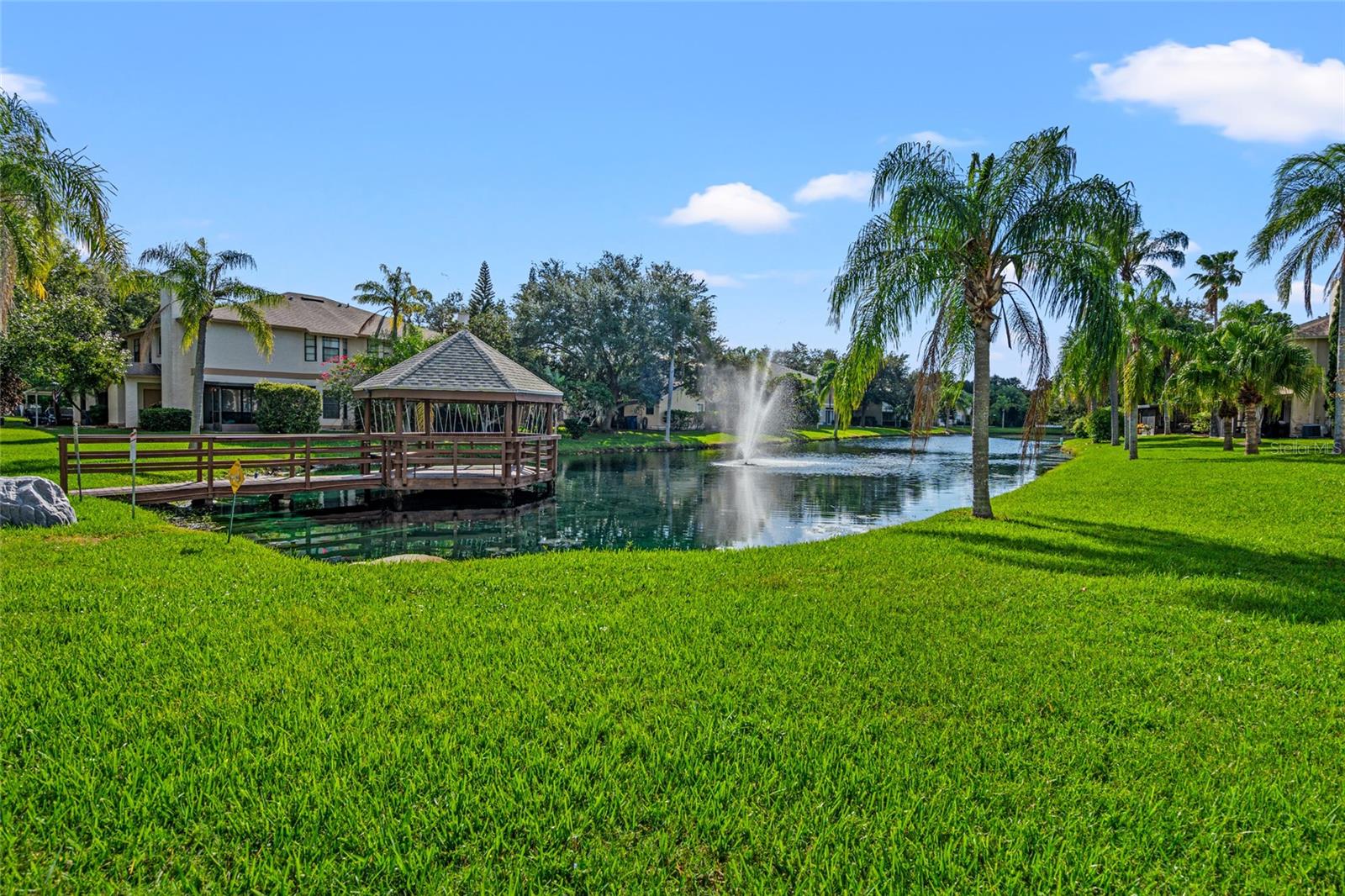 EMERALD BAY - Residential