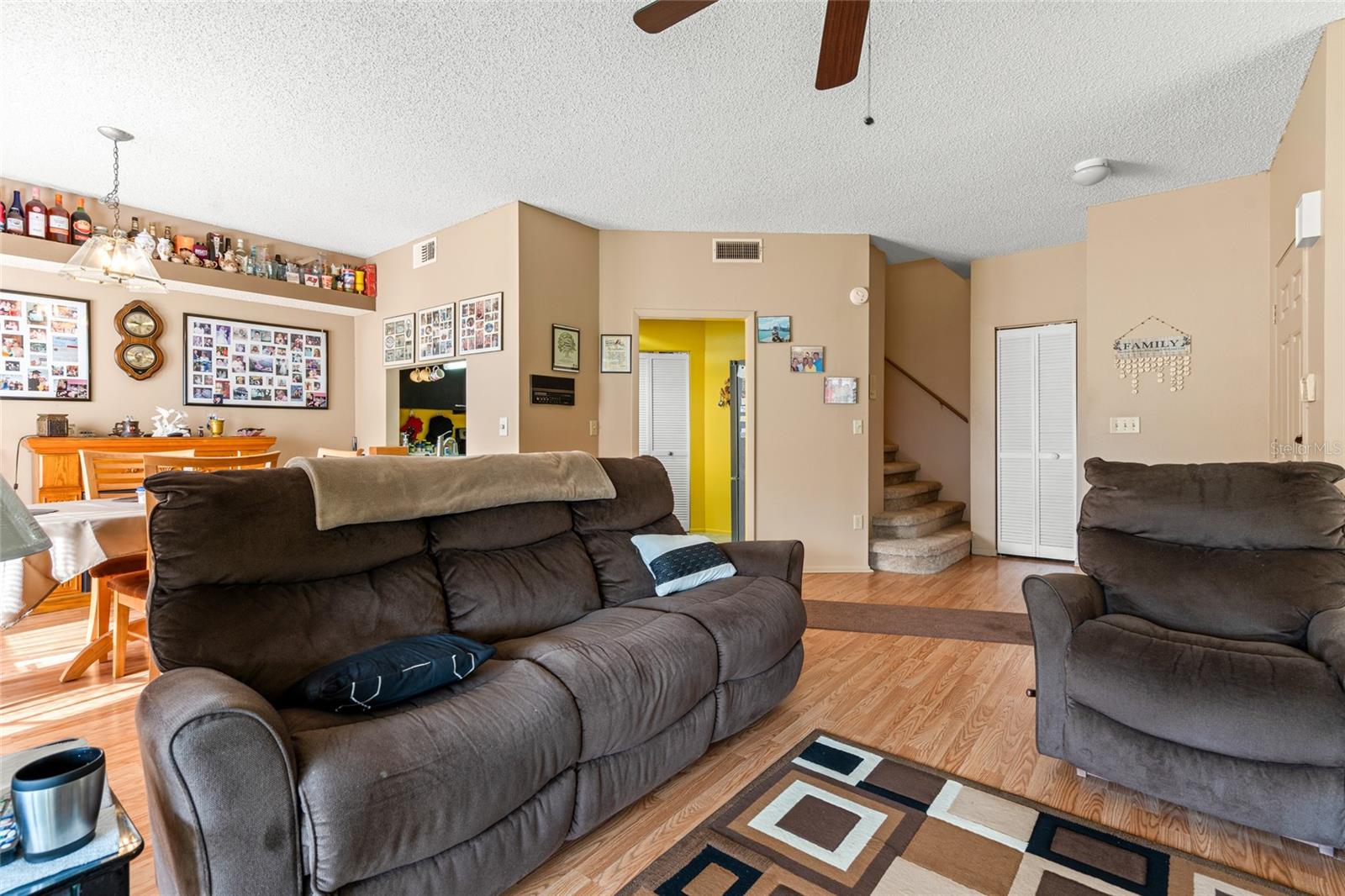 EMERALD BAY - Residential