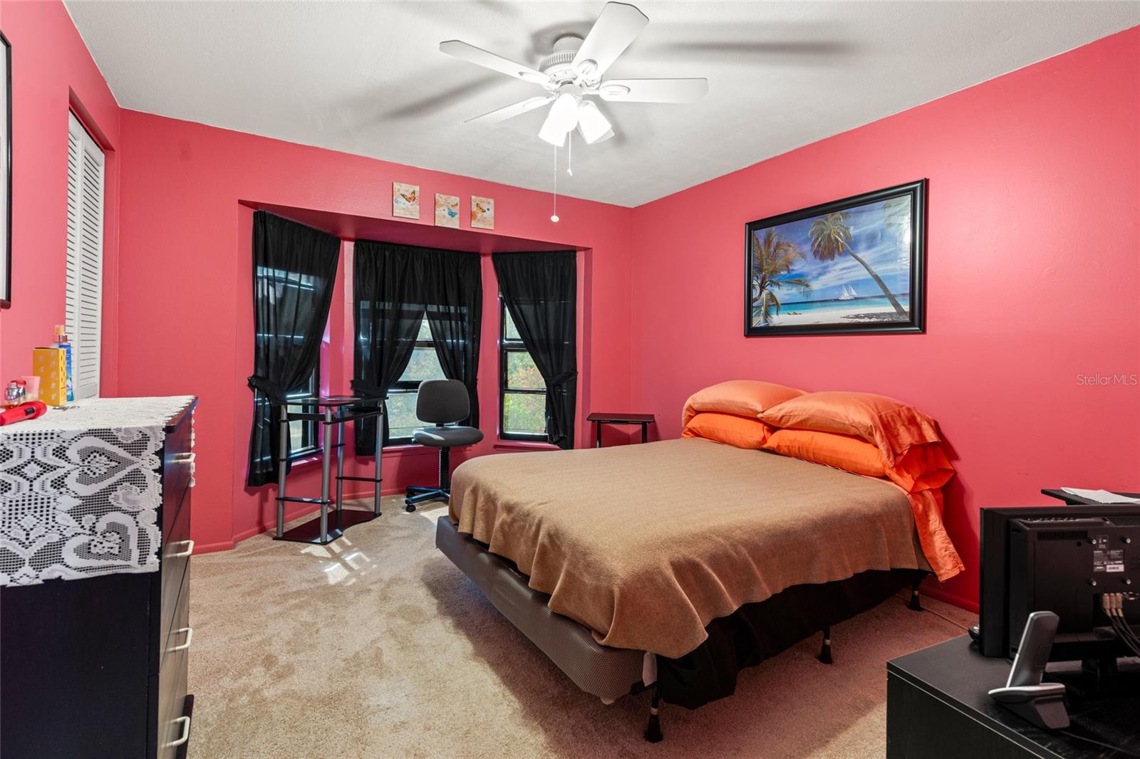 EMERALD BAY - Residential