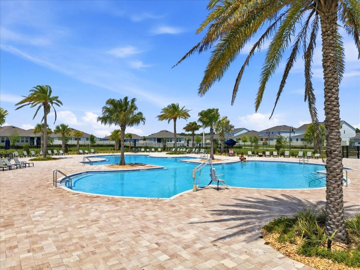 STOREY CREEK - Residential