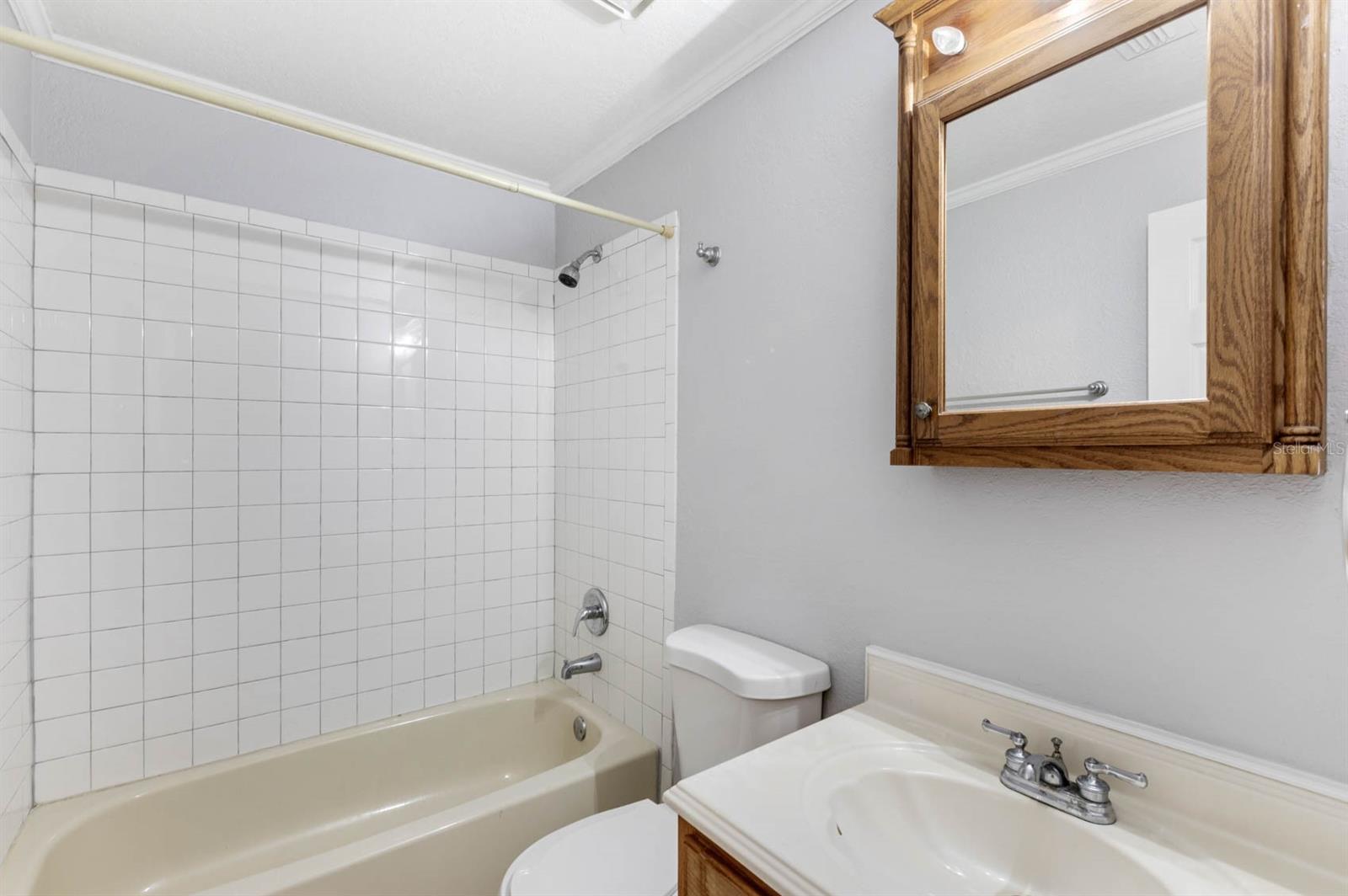 PAGE SUB - Residential Lease