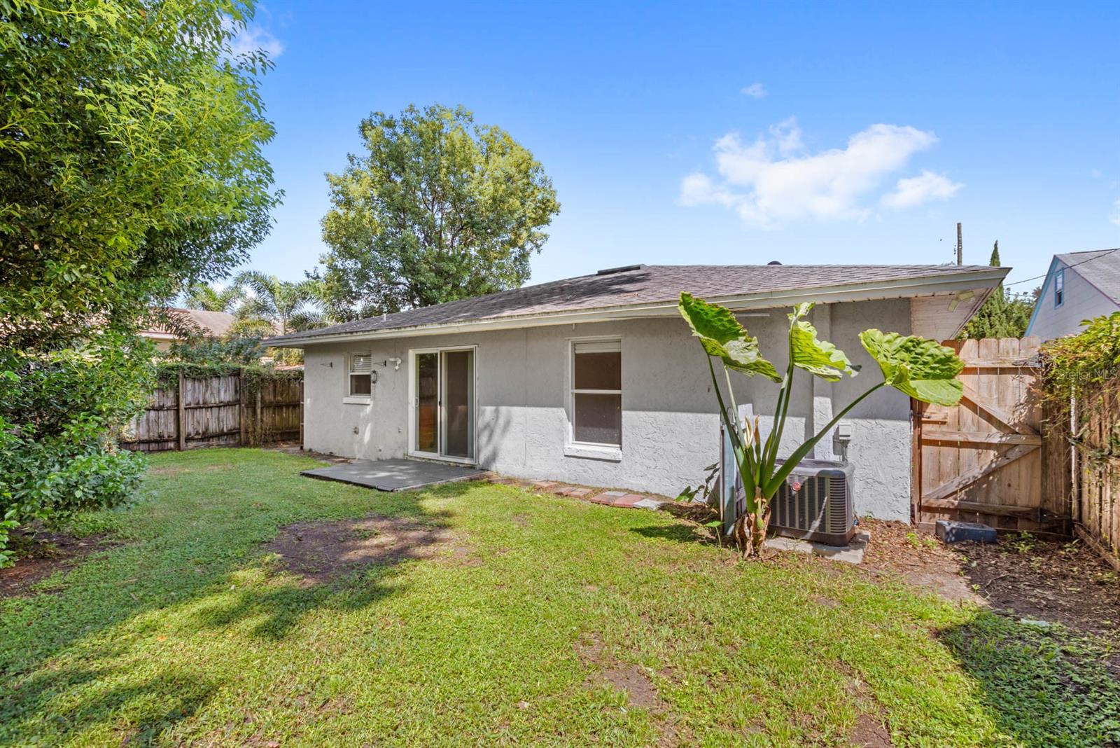 PAGE SUB - Residential Lease