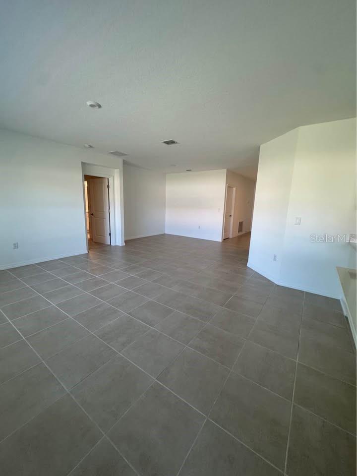 TIERRA DEL SOL EAST PH 2 - Residential Lease