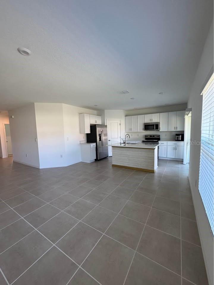 TIERRA DEL SOL EAST PH 2 - Residential Lease