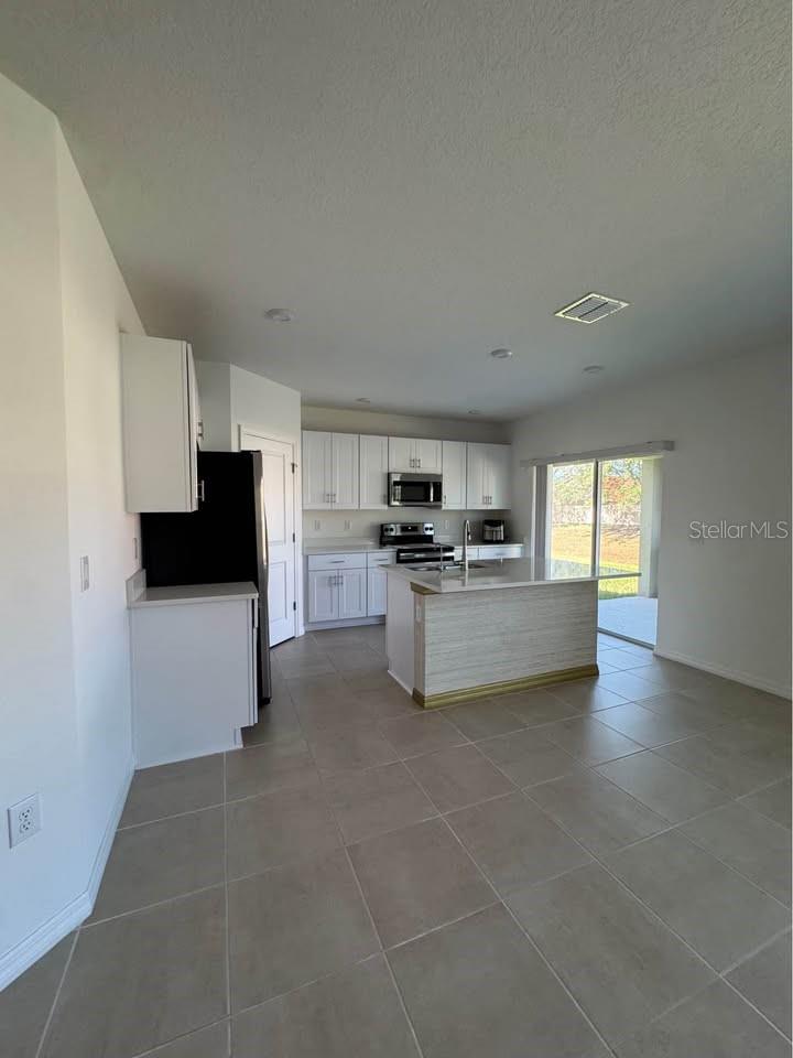 TIERRA DEL SOL EAST PH 2 - Residential Lease