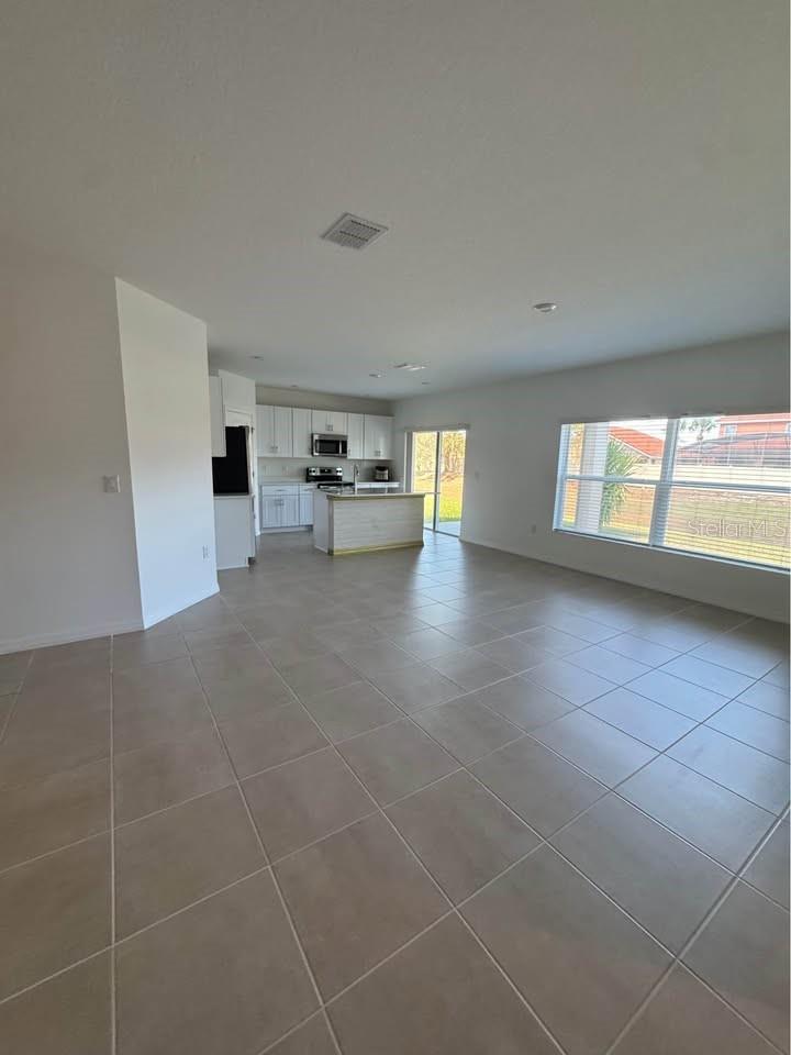 TIERRA DEL SOL EAST PH 2 - Residential Lease