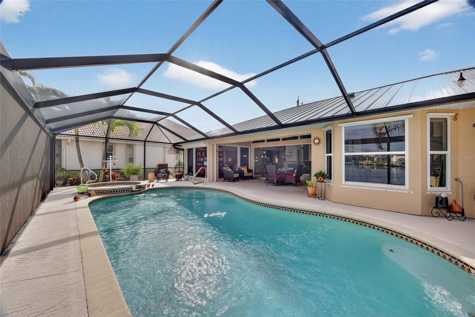 PUNTA GORDA ISLES SEC 14 - Residential