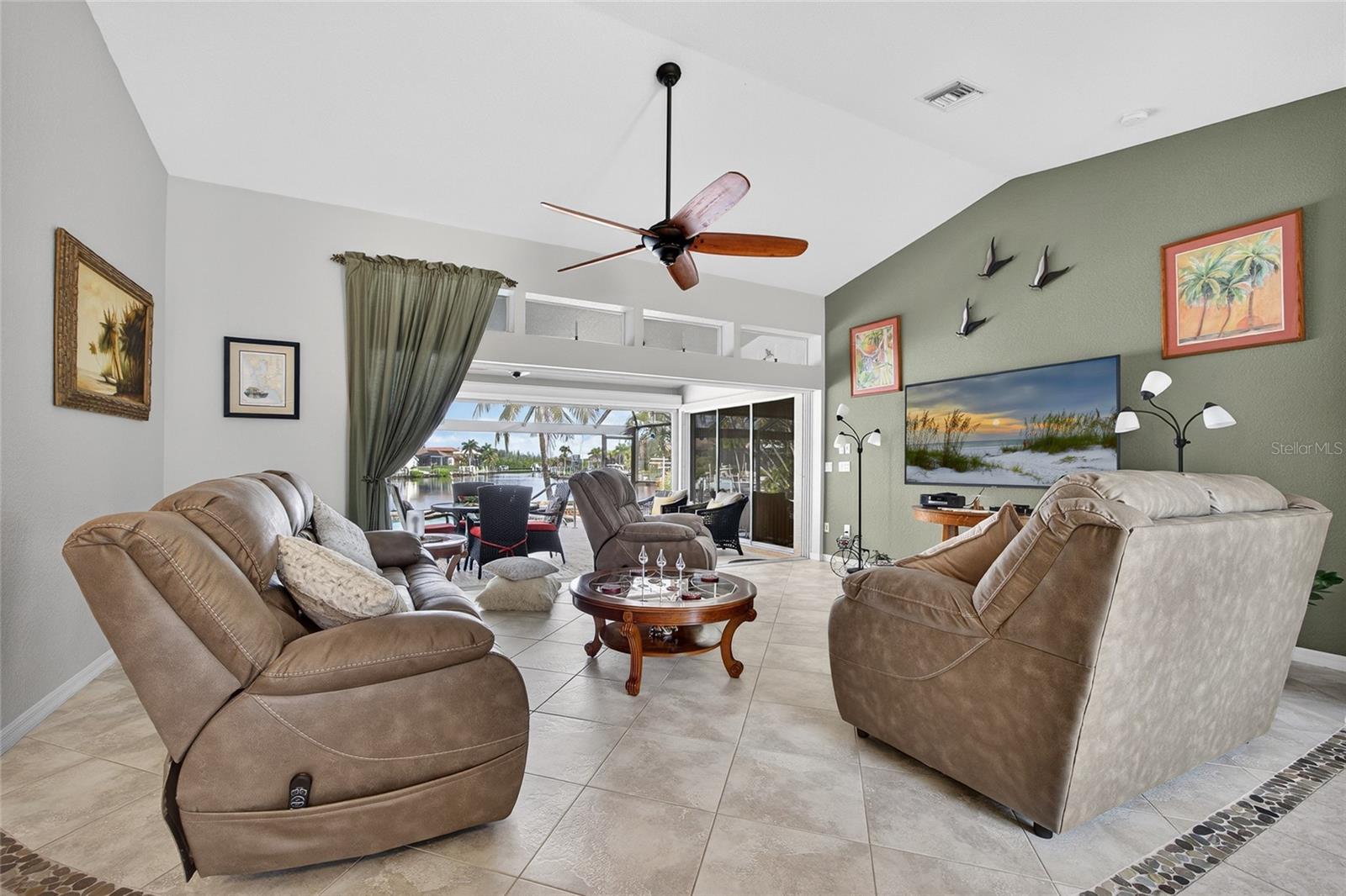 PUNTA GORDA ISLES SEC 14 - Residential