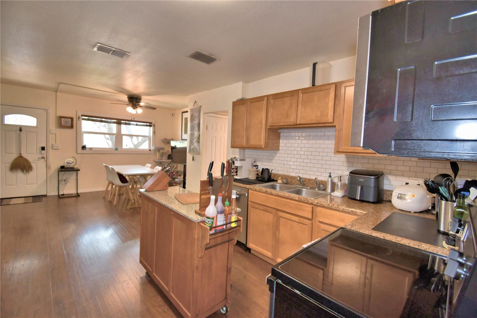 HIGHLAND HILLS - Residential