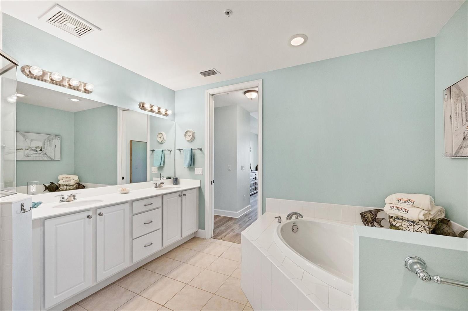 HACIENDA DEL MAR - Residential