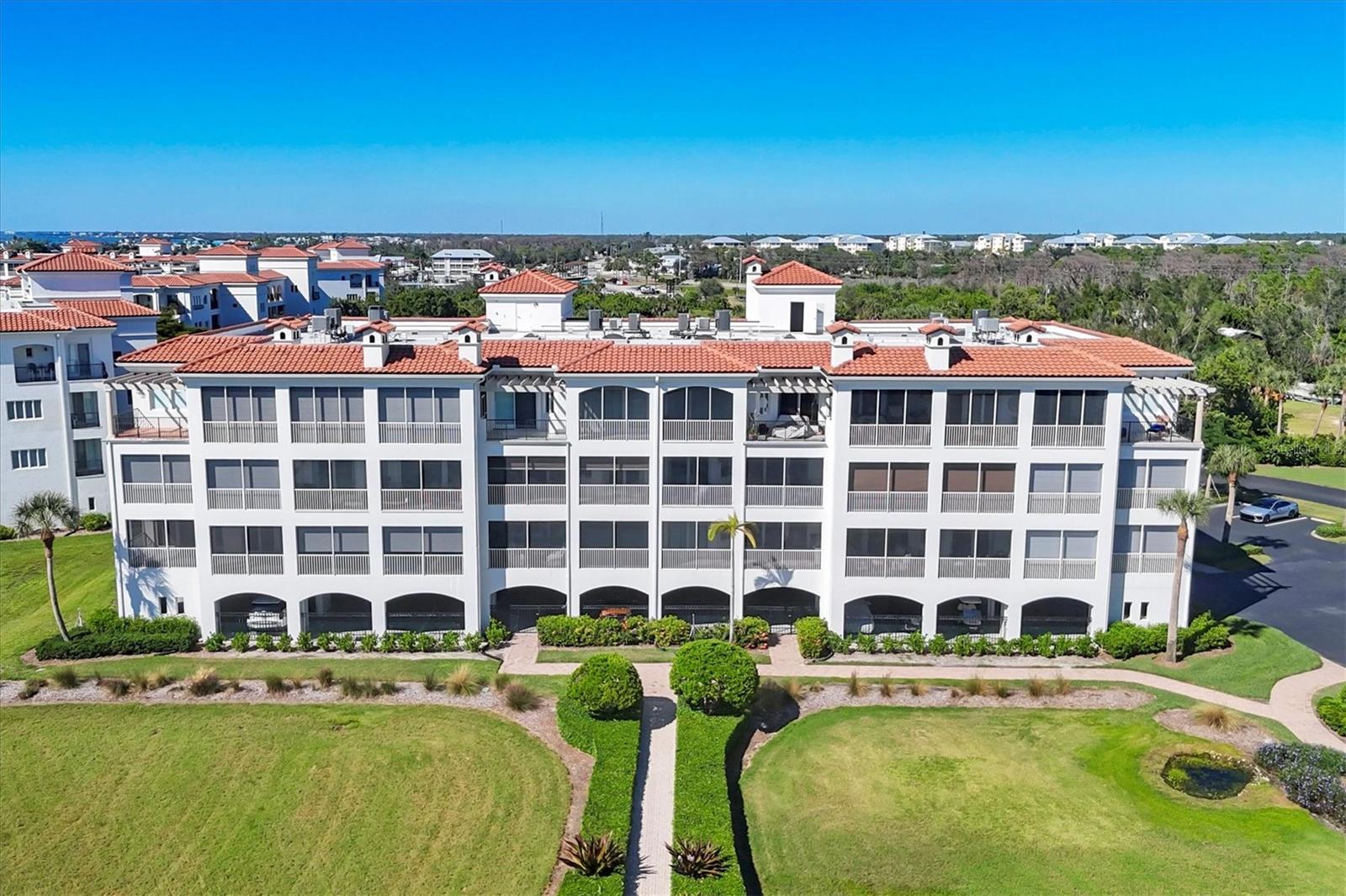 HACIENDA DEL MAR - Residential