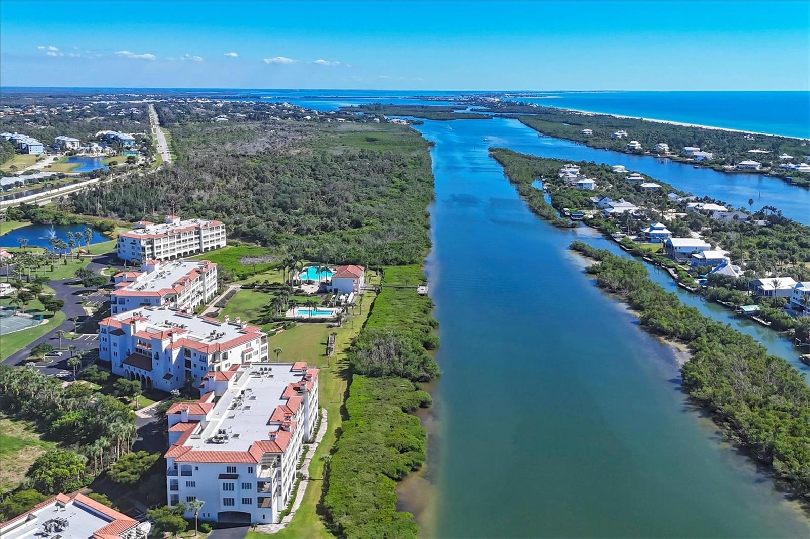 HACIENDA DEL MAR - Residential