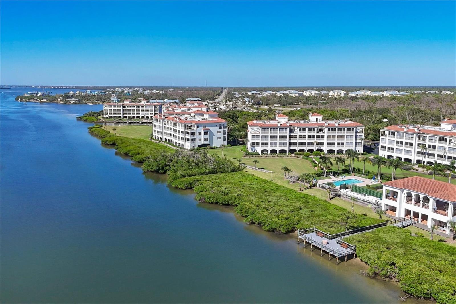 HACIENDA DEL MAR - Residential