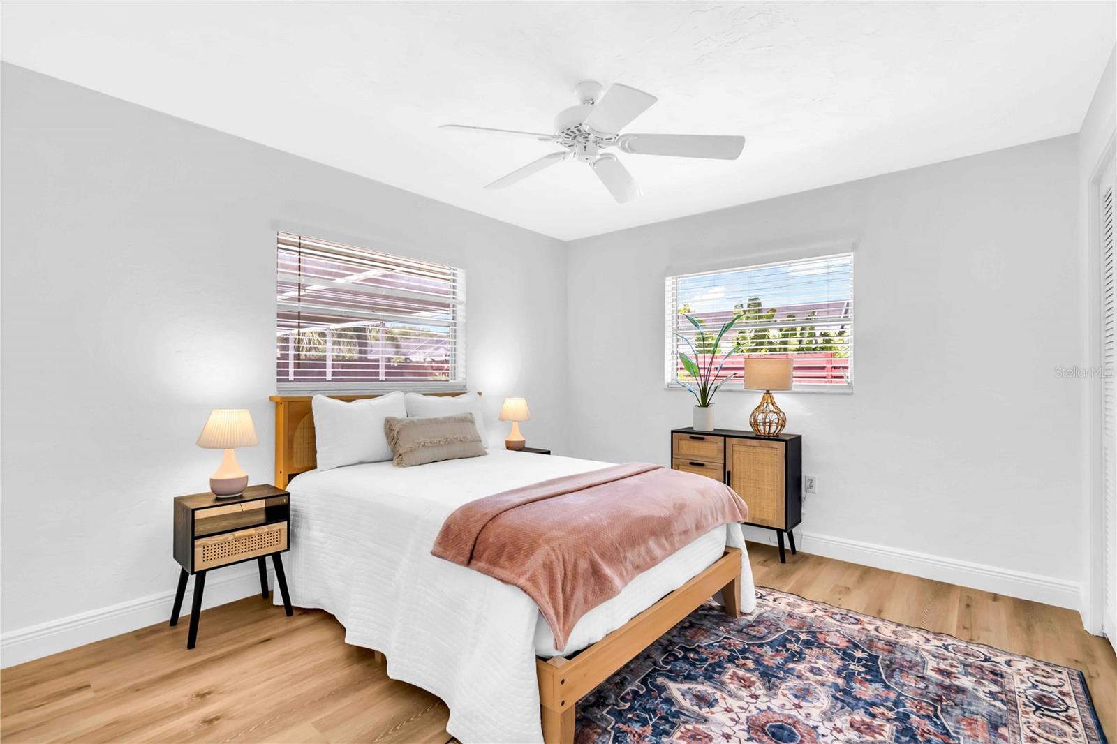 GULF GATE WOODS - Residential Lease