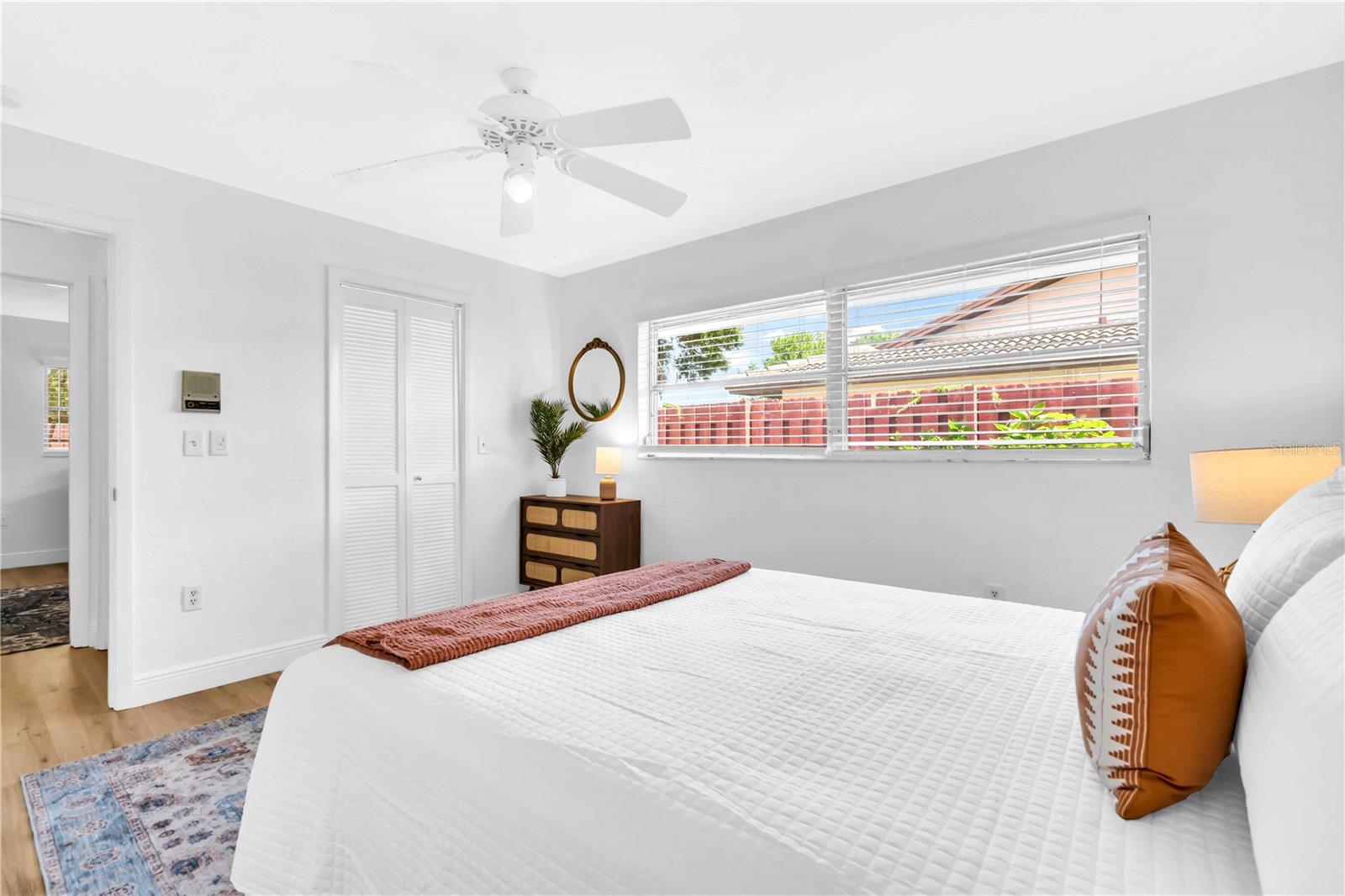 GULF GATE WOODS - Residential Lease