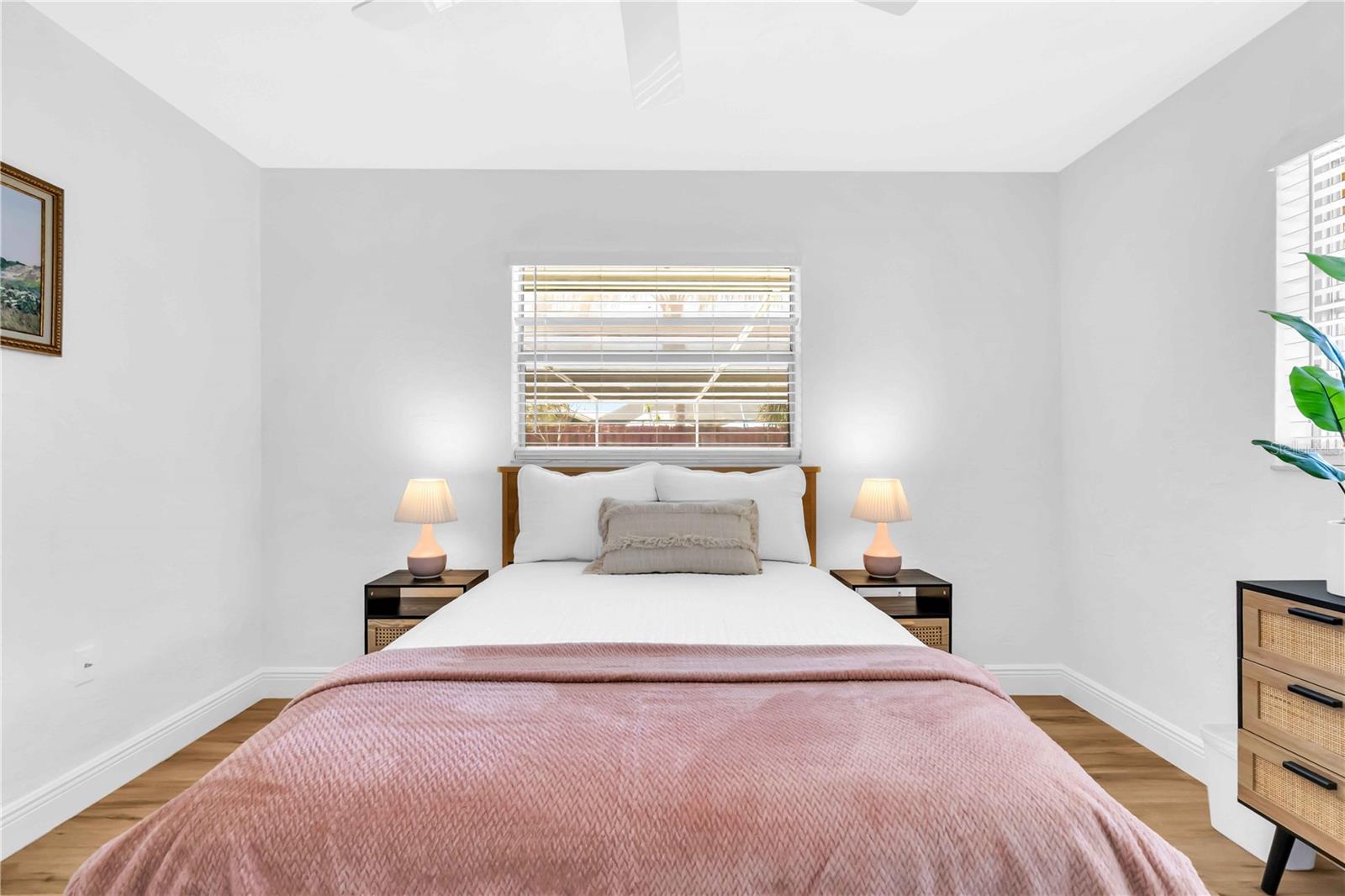 GULF GATE WOODS - Residential Lease