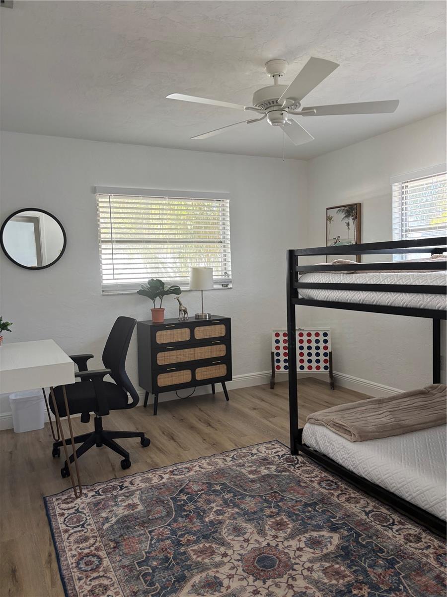 GULF GATE WOODS - Residential Lease