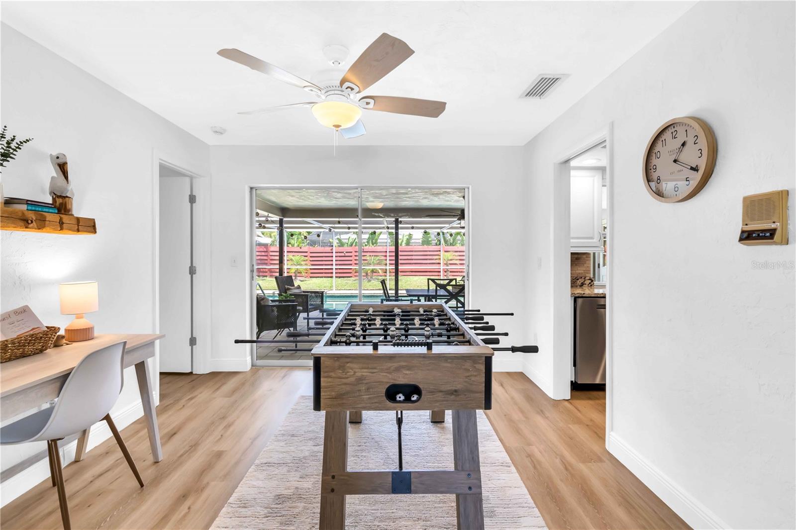 GULF GATE WOODS - Residential Lease