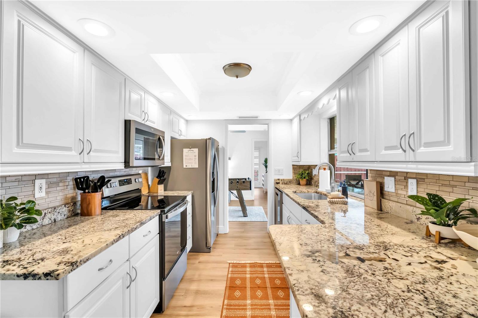 GULF GATE WOODS - Residential Lease