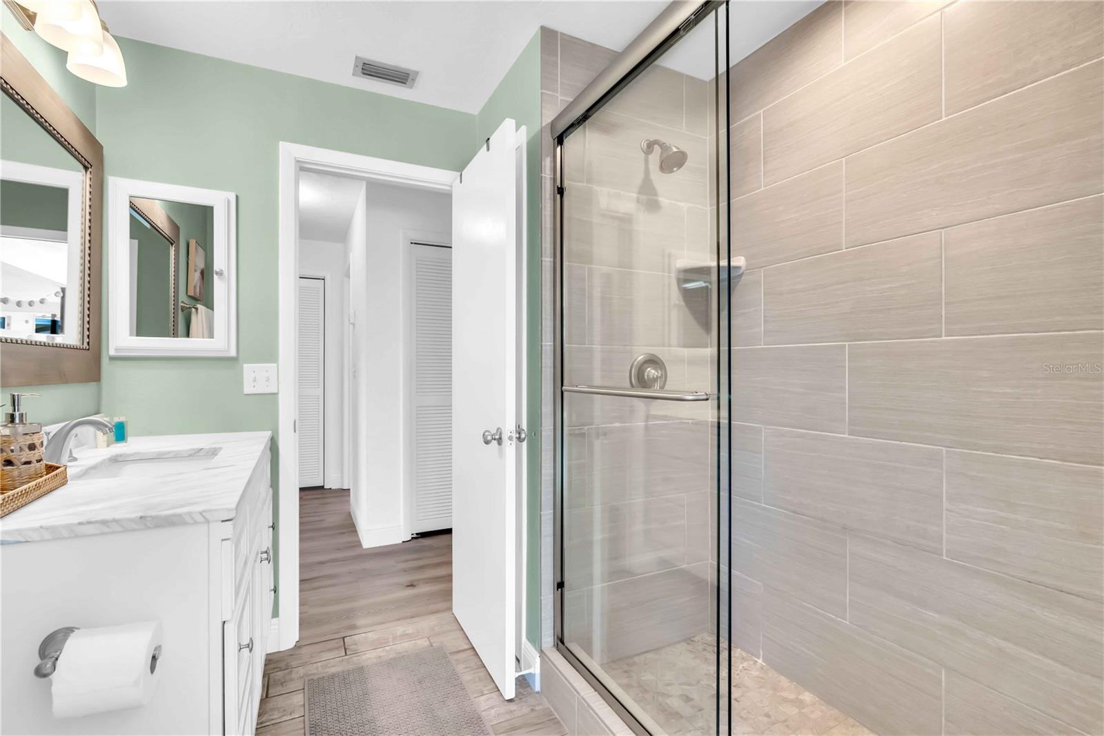 GULF GATE WOODS - Residential Lease