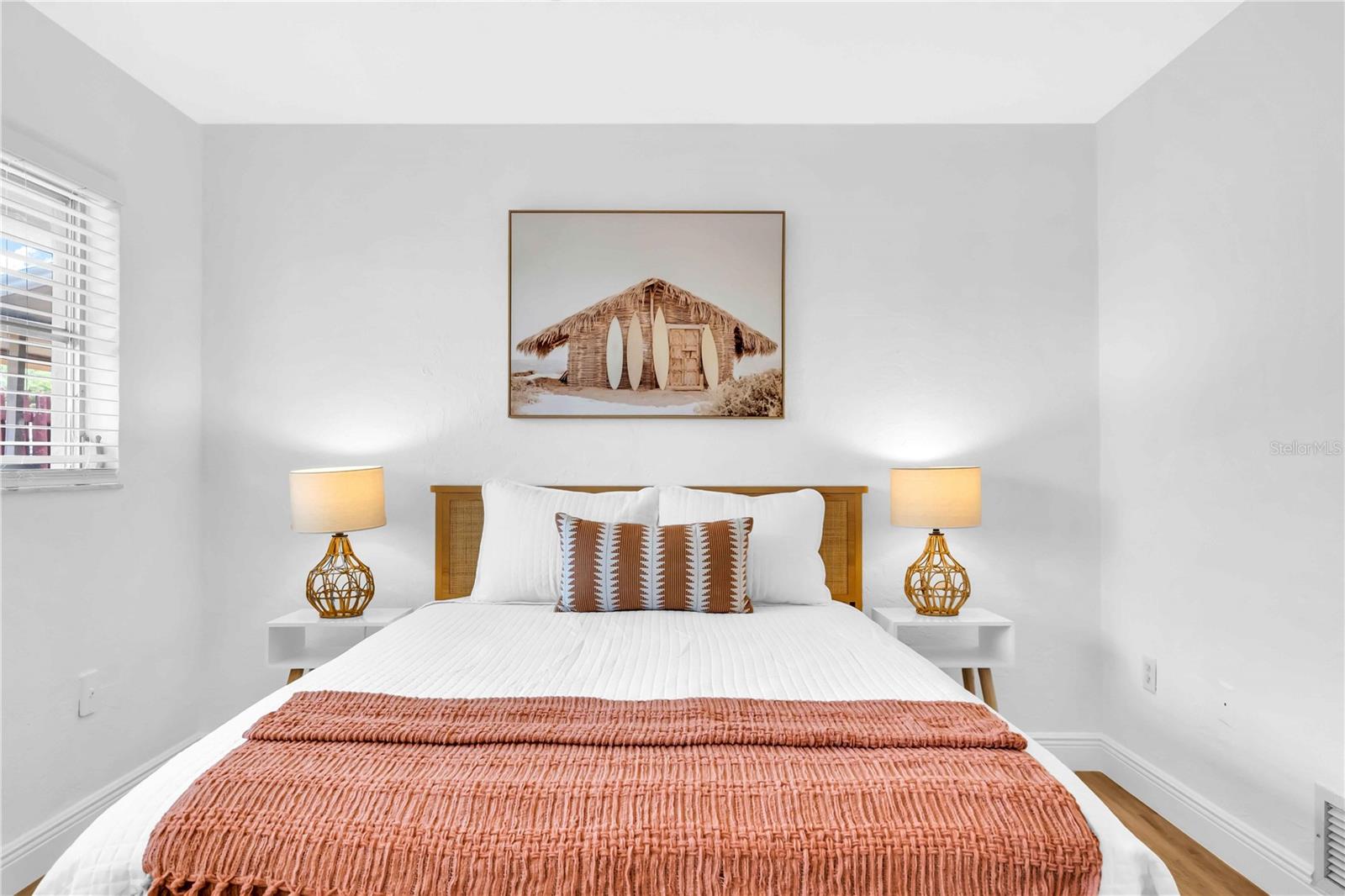 GULF GATE WOODS - Residential Lease