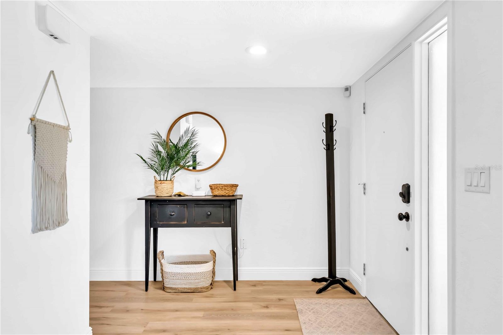 GULF GATE WOODS - Residential Lease