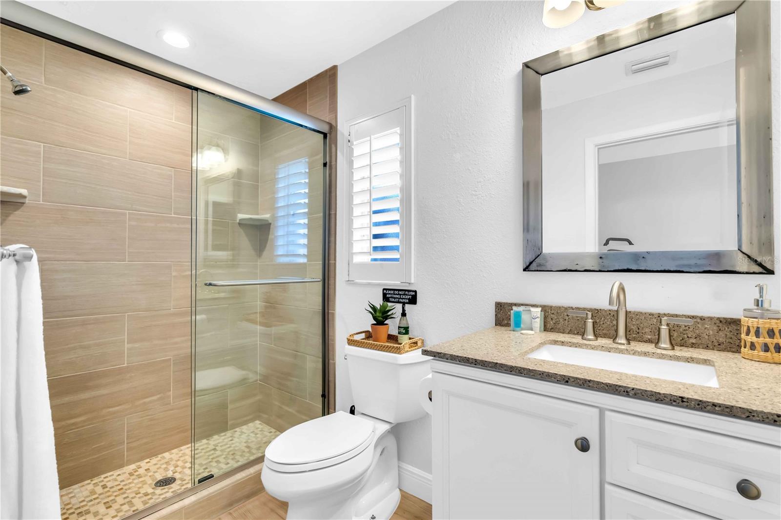 GULF GATE WOODS - Residential Lease