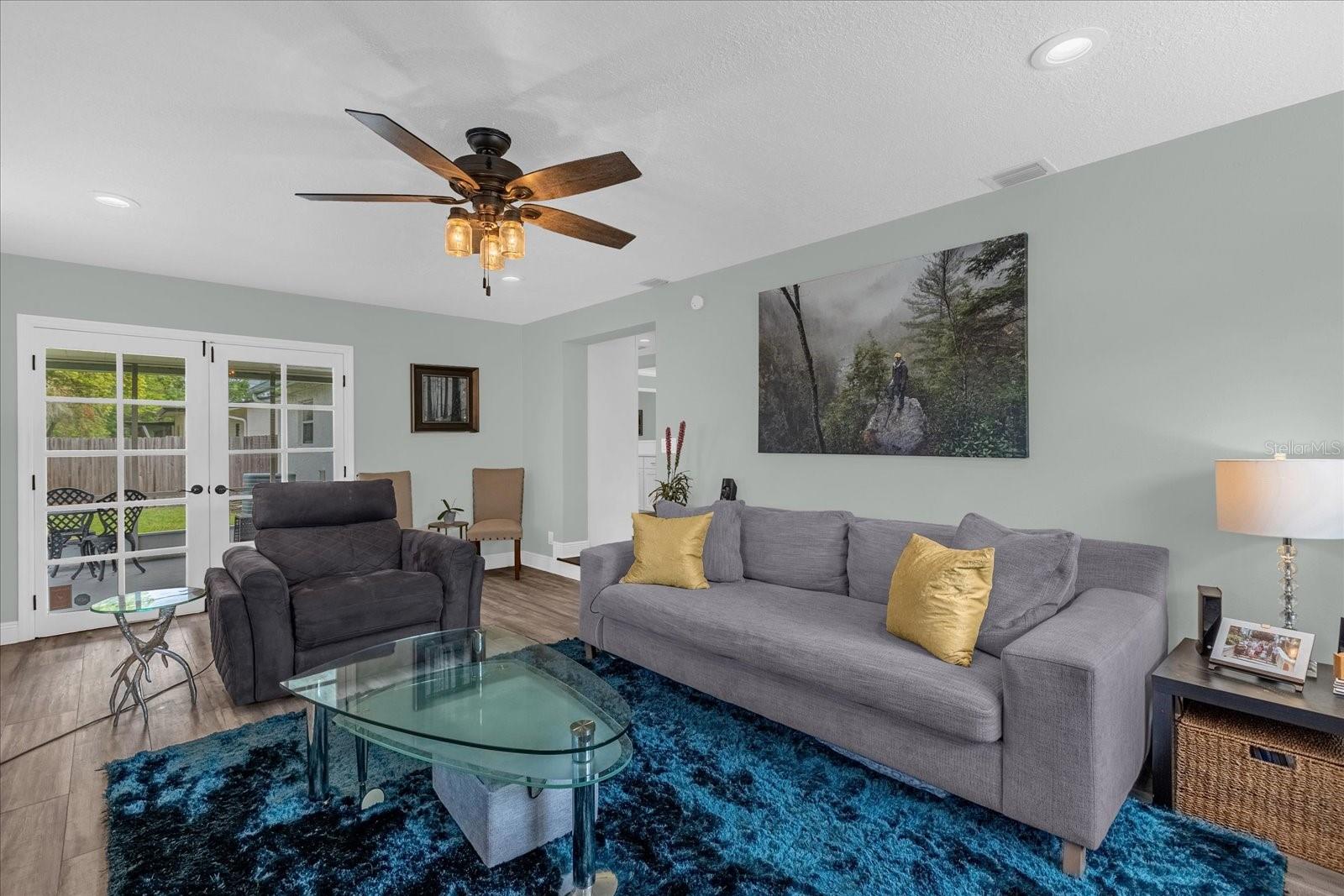 ALBERT LEE RIDGE 1ST ADD - Residential