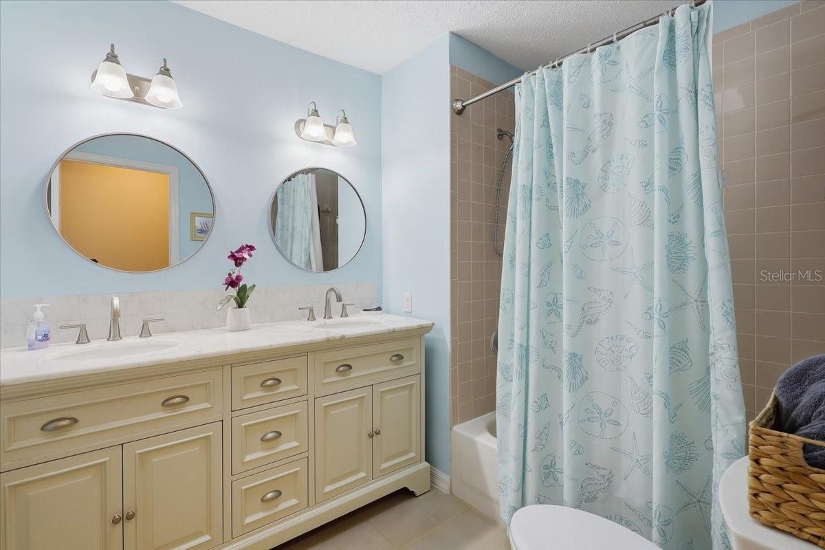 DEERWOOD REP BLK 20 PINE LAKES GOLF COURSE - Residential