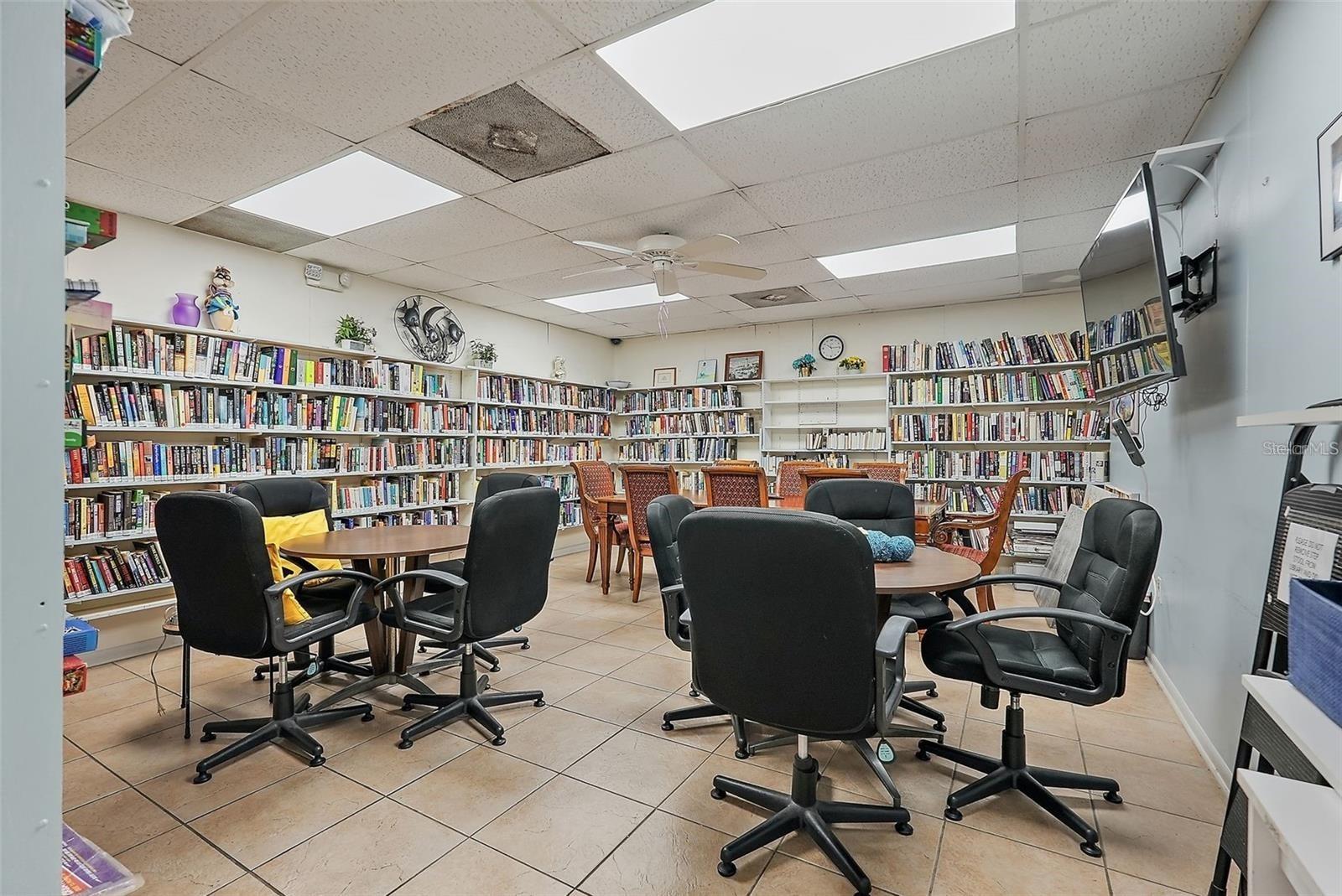 PARADISE SHORES - Residential Lease