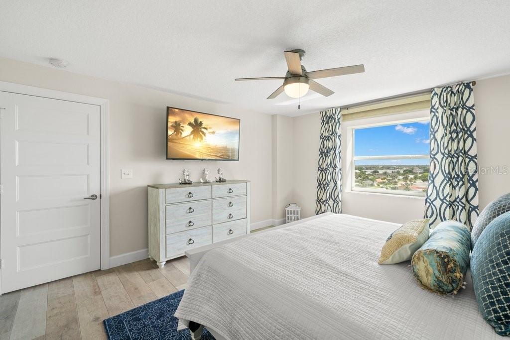THREE PALMS POINTE CONDO - Residential Lease