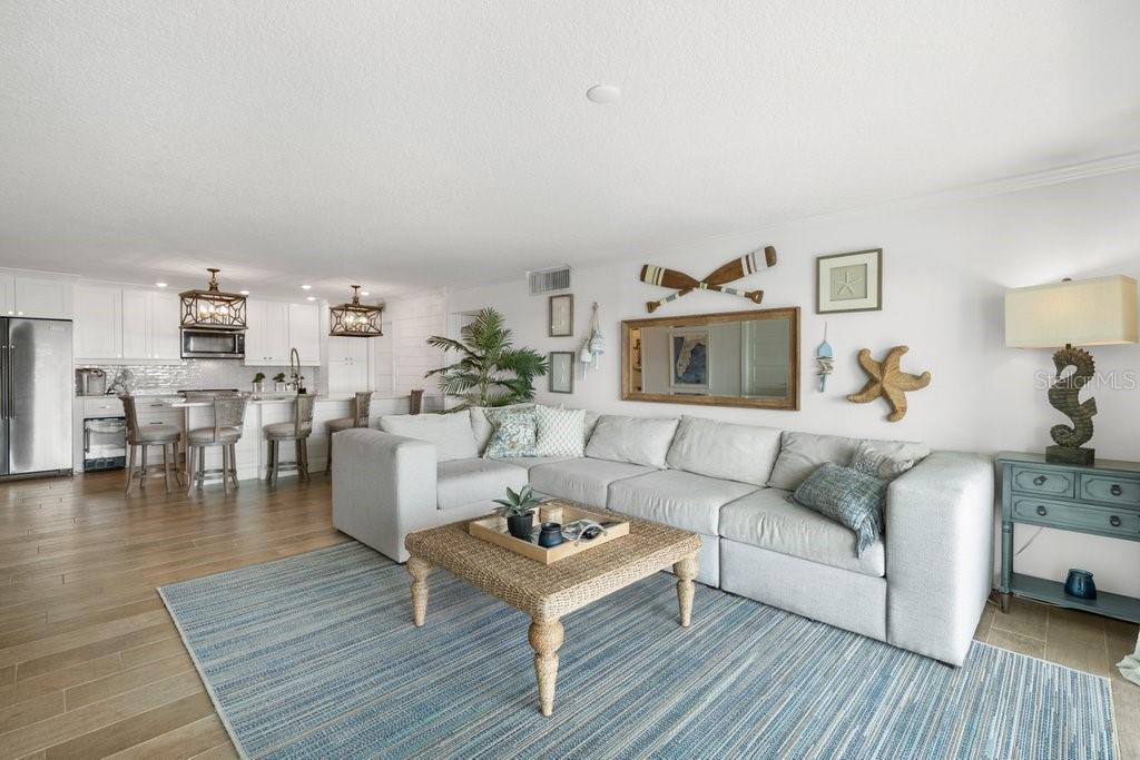THREE PALMS POINTE CONDO - Residential Lease