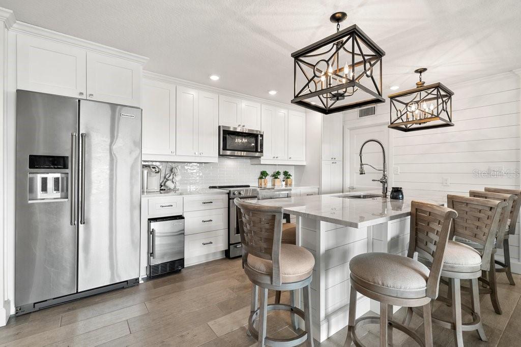 THREE PALMS POINTE CONDO - Residential Lease