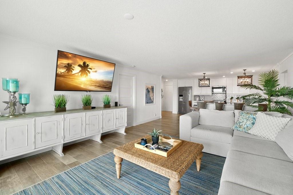 THREE PALMS POINTE CONDO - Residential Lease
