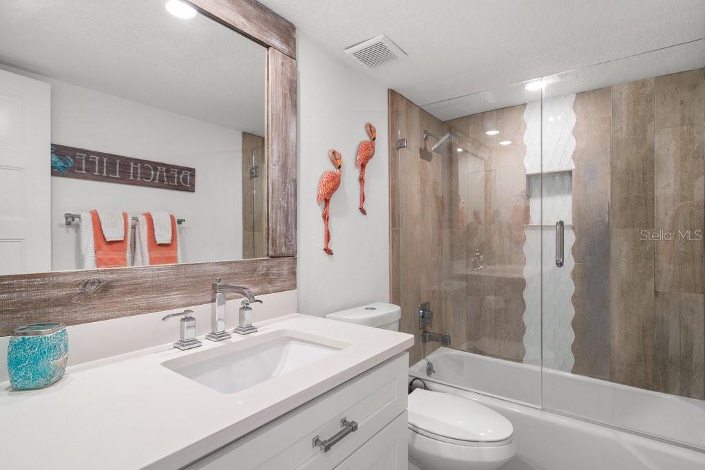 THREE PALMS POINTE CONDO - Residential Lease
