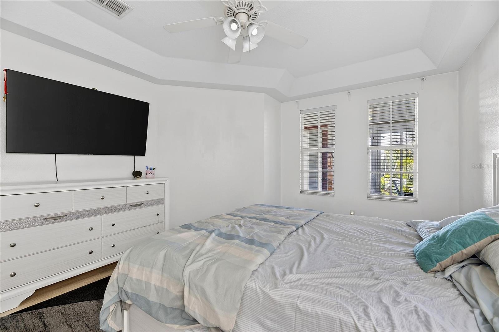 FISHHAWK RANCH TOWNCENTER PHAS - Residential