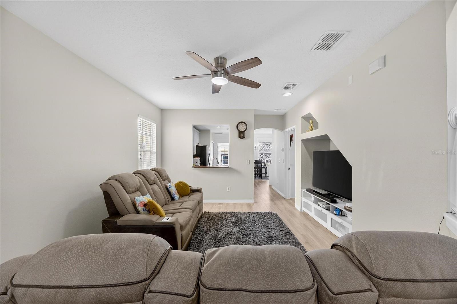 FISHHAWK RANCH TOWNCENTER PHAS - Residential