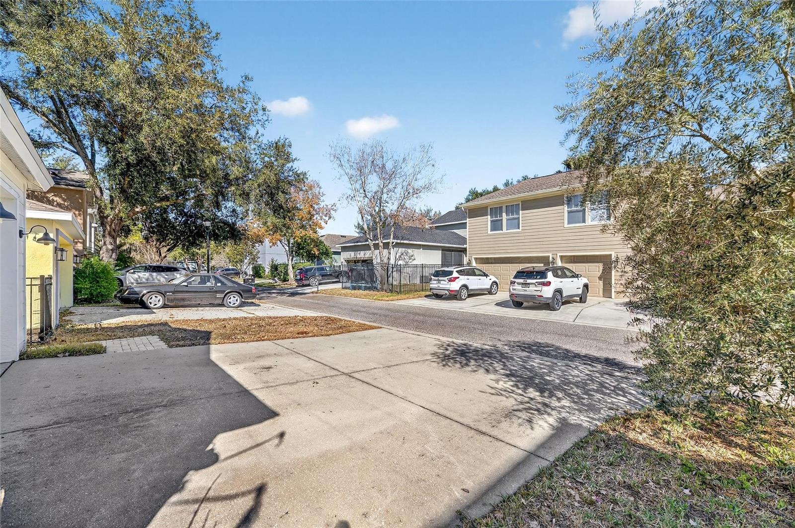 FISHHAWK RANCH TOWNCENTER PHAS - Residential