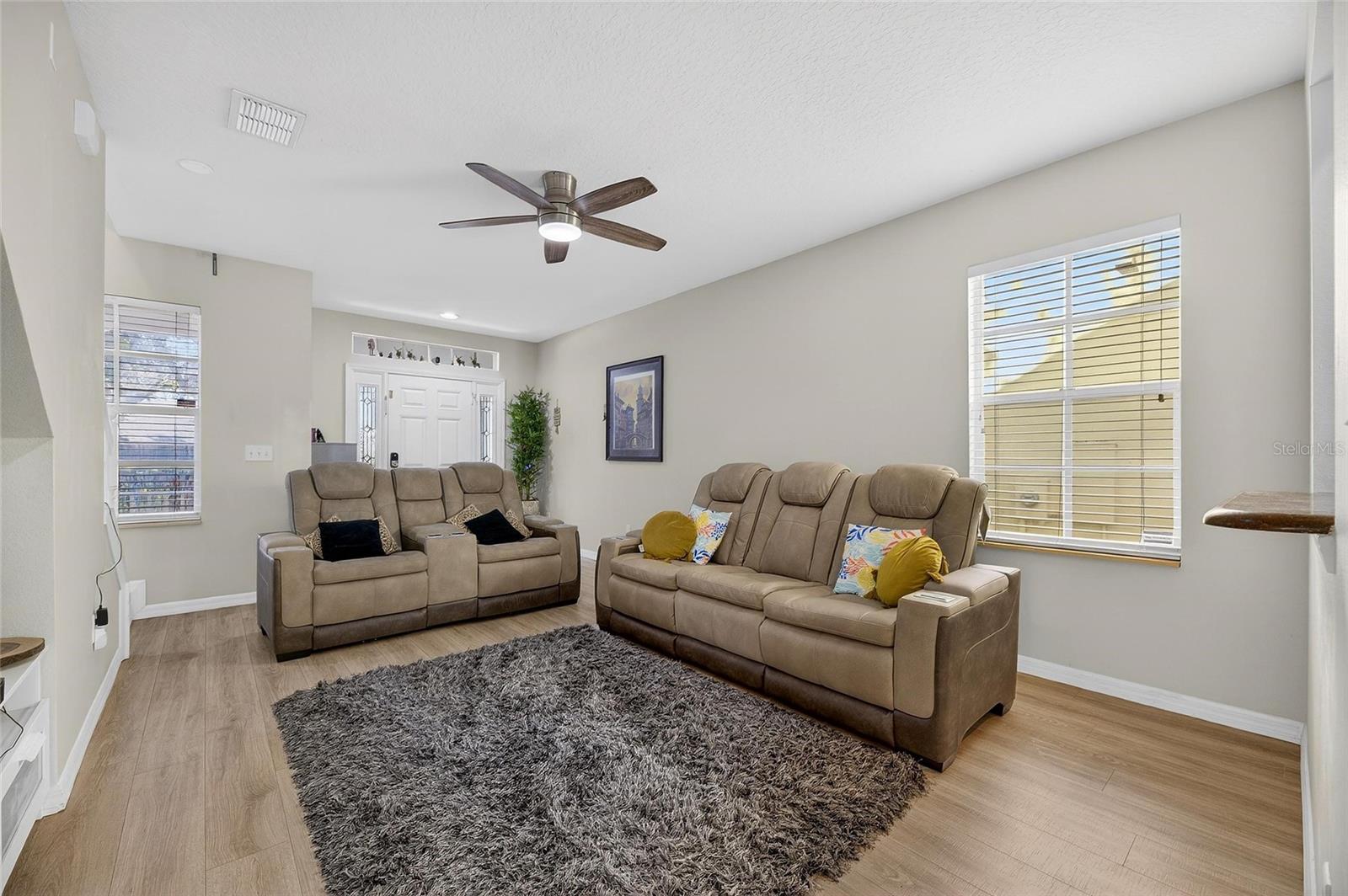 FISHHAWK RANCH TOWNCENTER PHAS - Residential