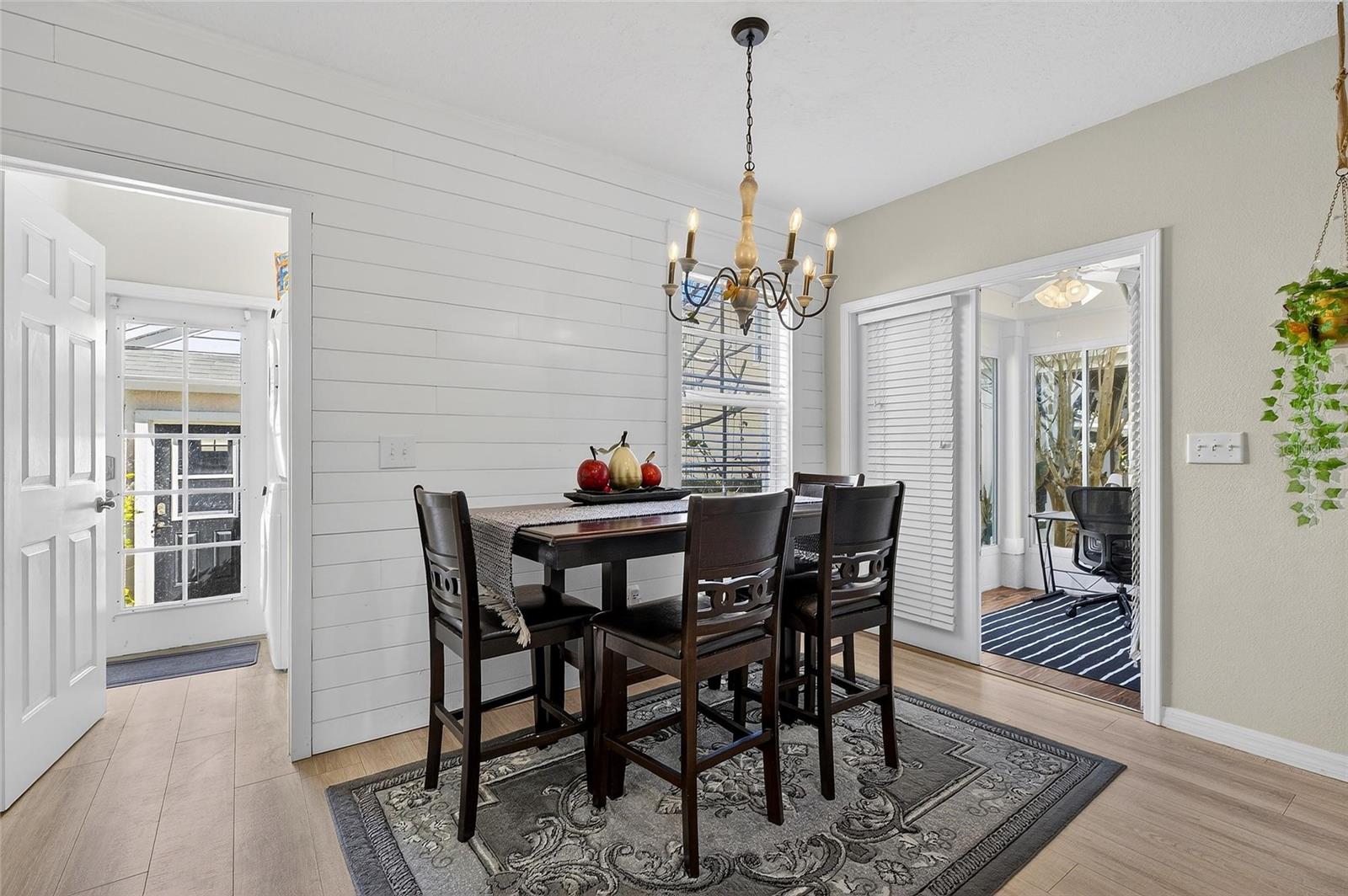 FISHHAWK RANCH TOWNCENTER PHAS - Residential