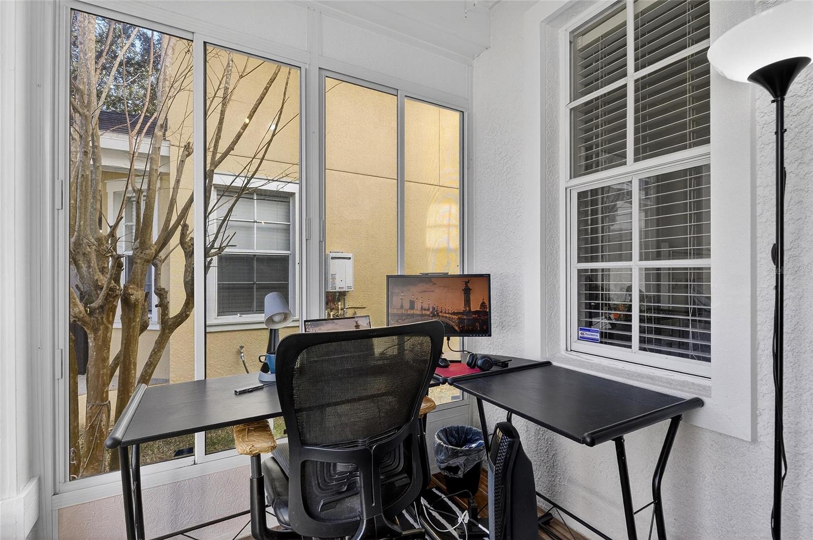 FISHHAWK RANCH TOWNCENTER PHAS - Residential