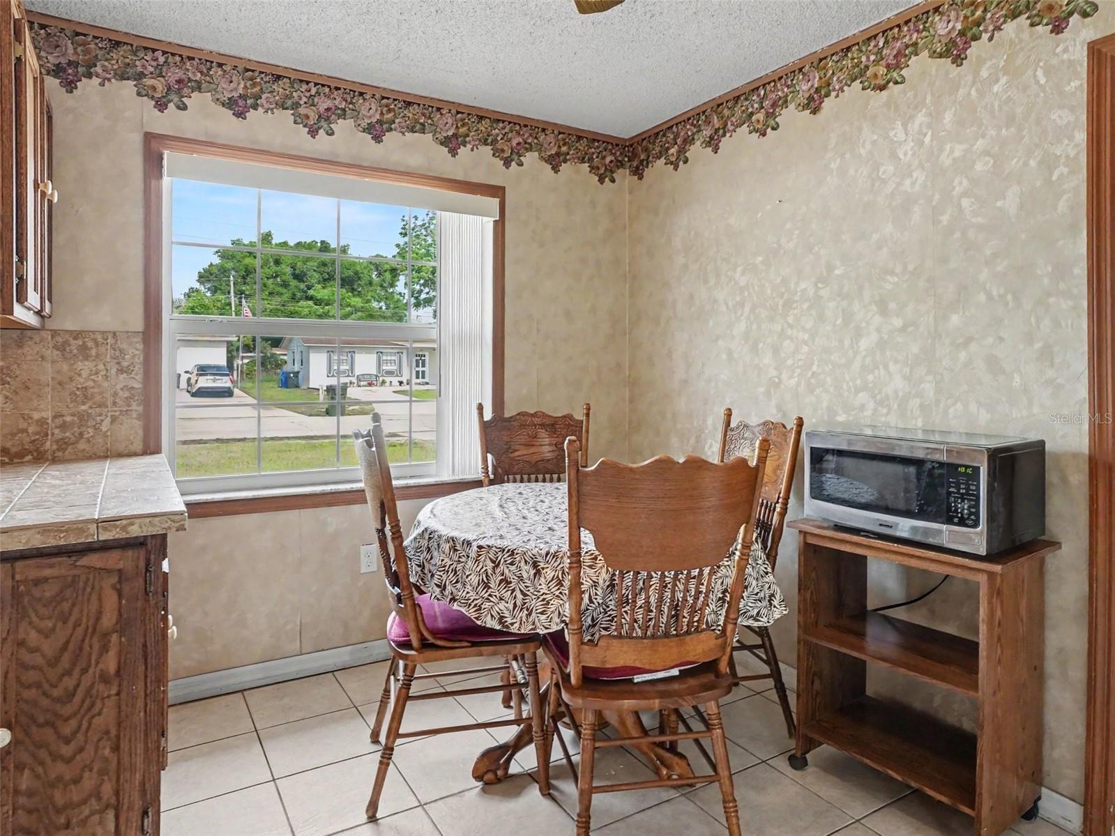 PEACH LAKE MANOR UT 4 - Residential