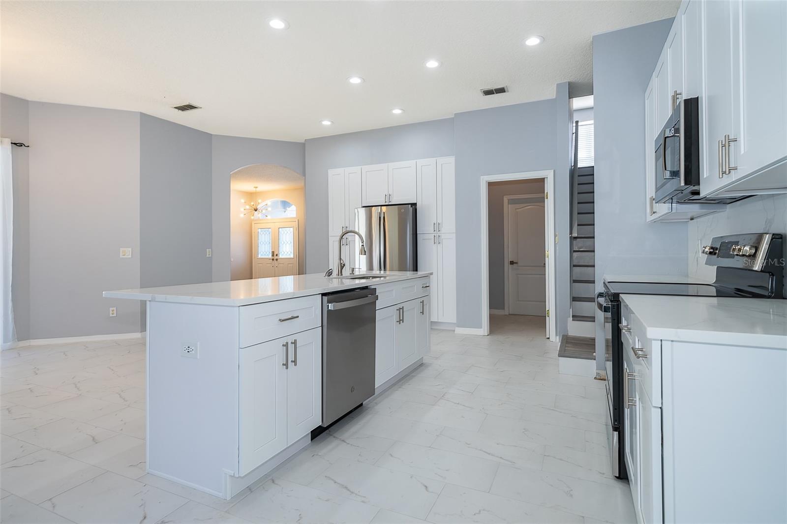 SAND LAKE POINT - Residential Lease