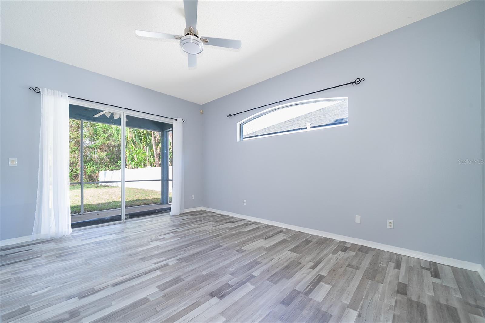 SAND LAKE POINT - Residential Lease