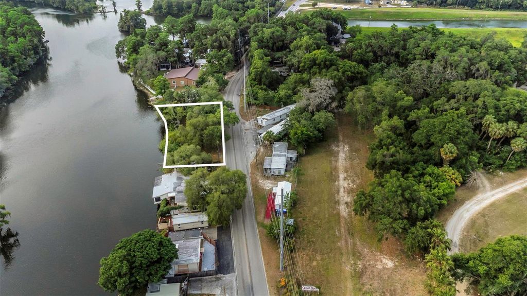 Photo of Harney, Tampa, FL 33617 (MLS # T3542590)