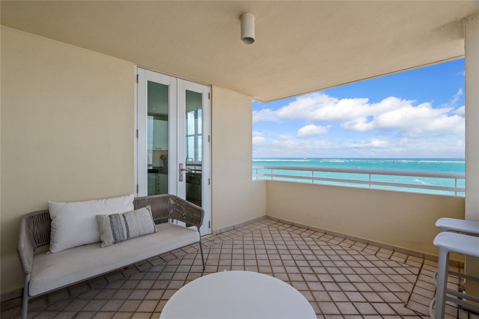 CARRION COURT PLAYA - Residential