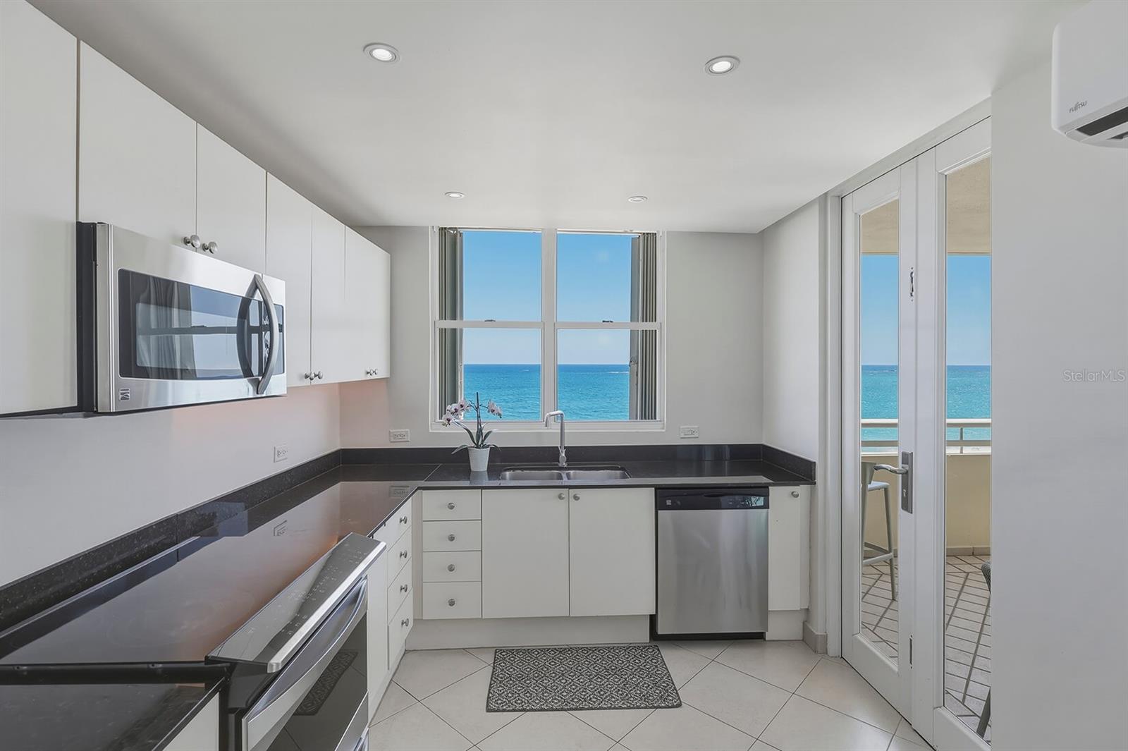 CARRION COURT PLAYA - Residential
