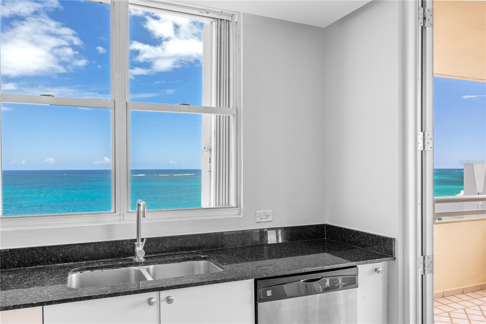 CARRION COURT PLAYA - Residential