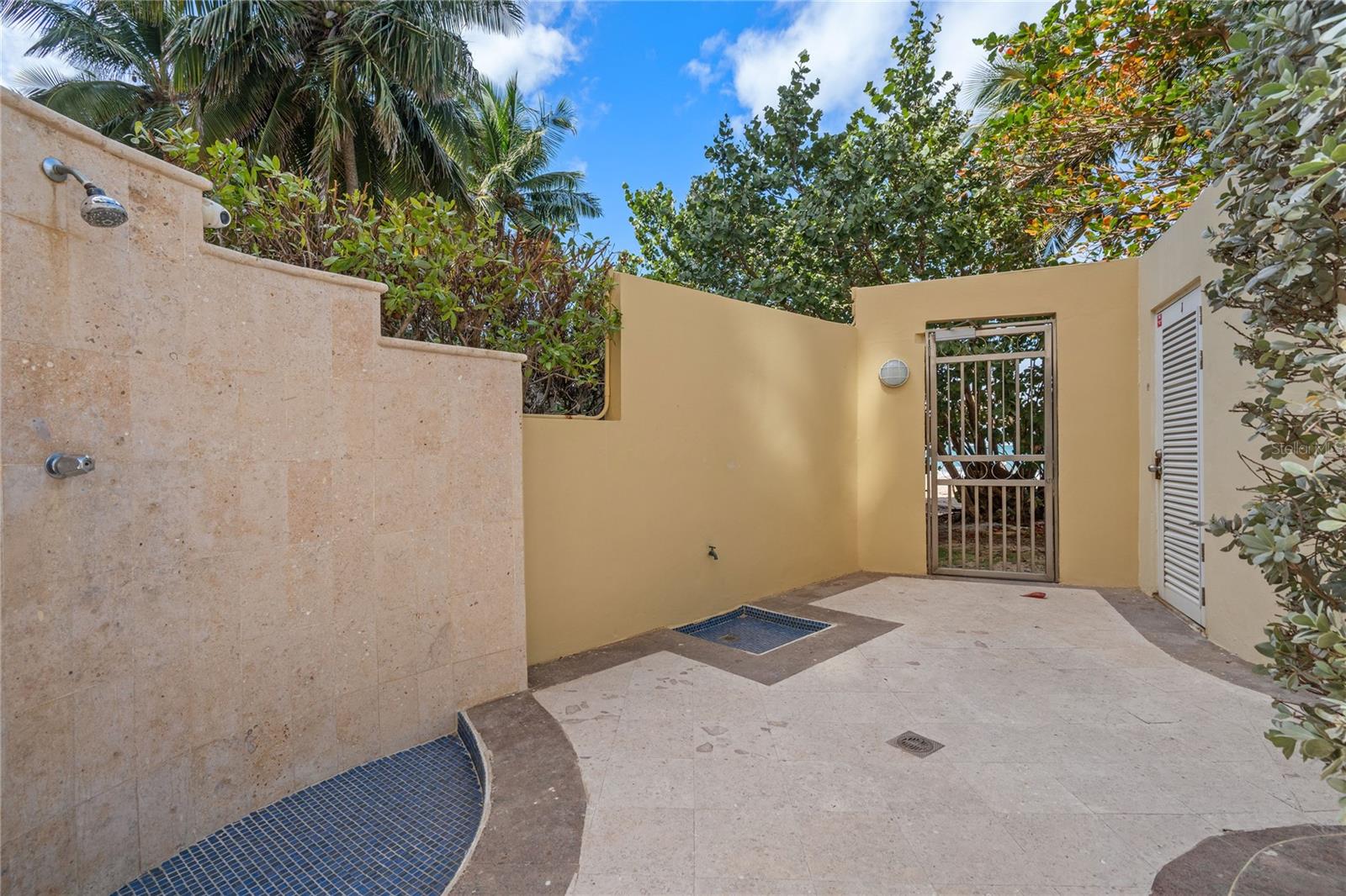 CARRION COURT PLAYA - Residential