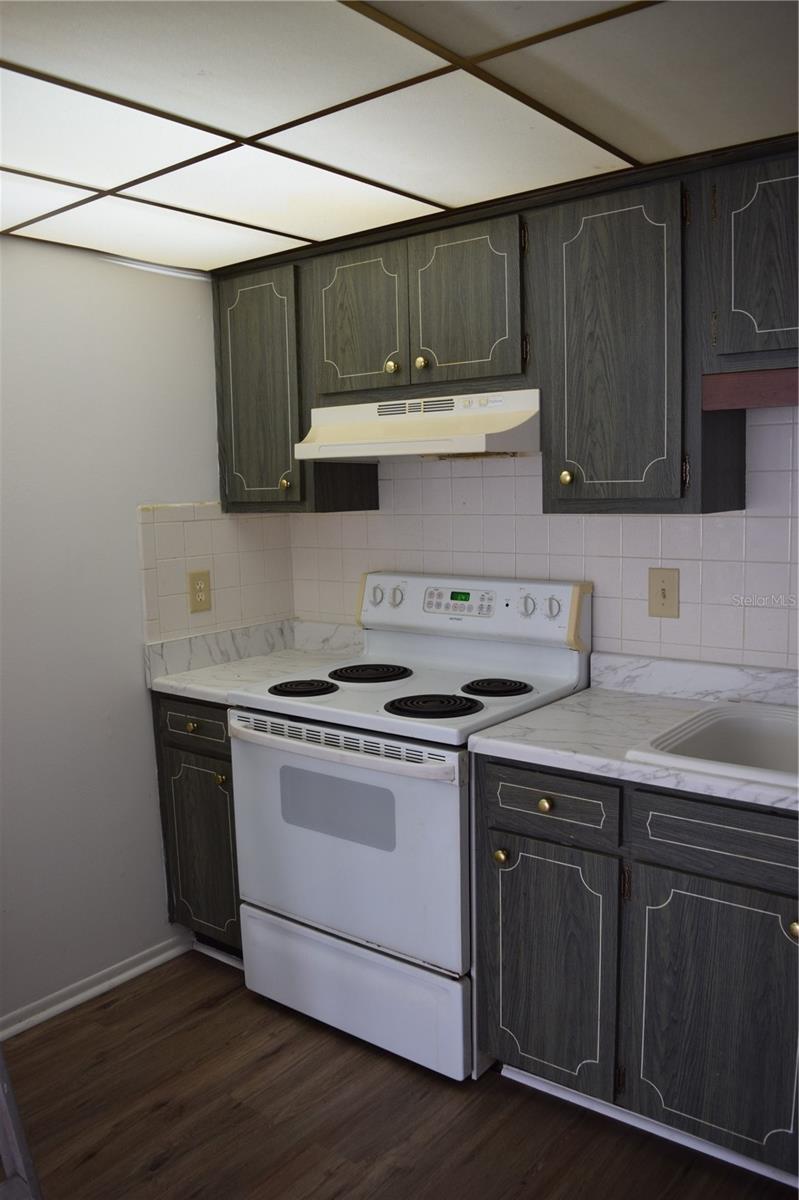 TAHITIAN GARDENS CONDO - Residential